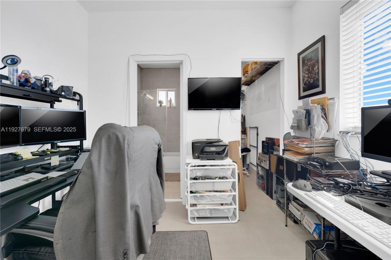 13000 SW 136th Ter, Miami, FL 33186 Photo