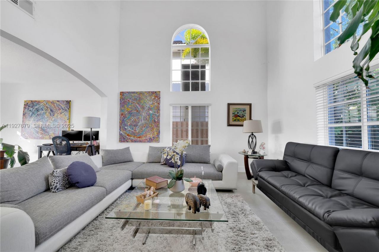 13000 SW 136th Ter, Miami, FL 33186 Photo