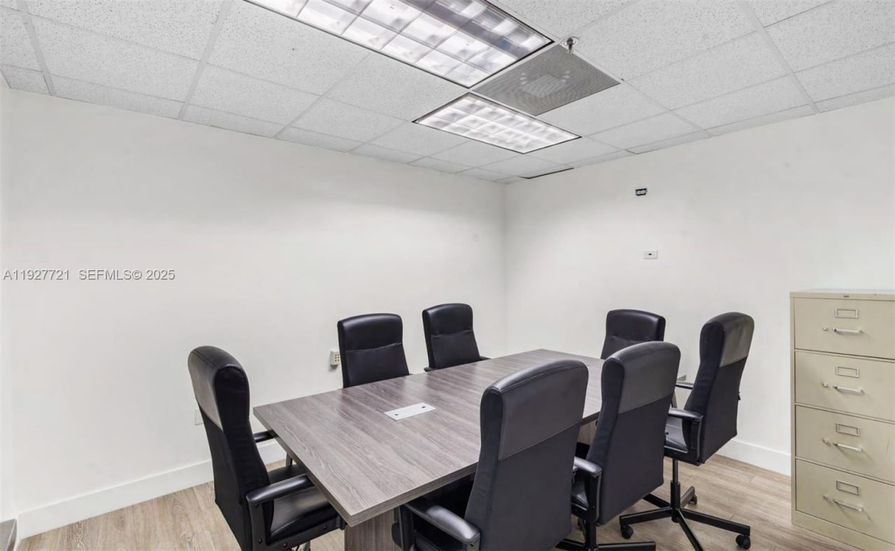 66 W Flagler St, Unit 502, Miami, FL 33130 Photo