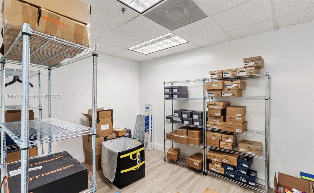 66 W Flagler St, Unit 502, Miami, FL 33130 Photo