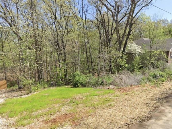 Brecknock Drive, Bella Vista, AR 72714