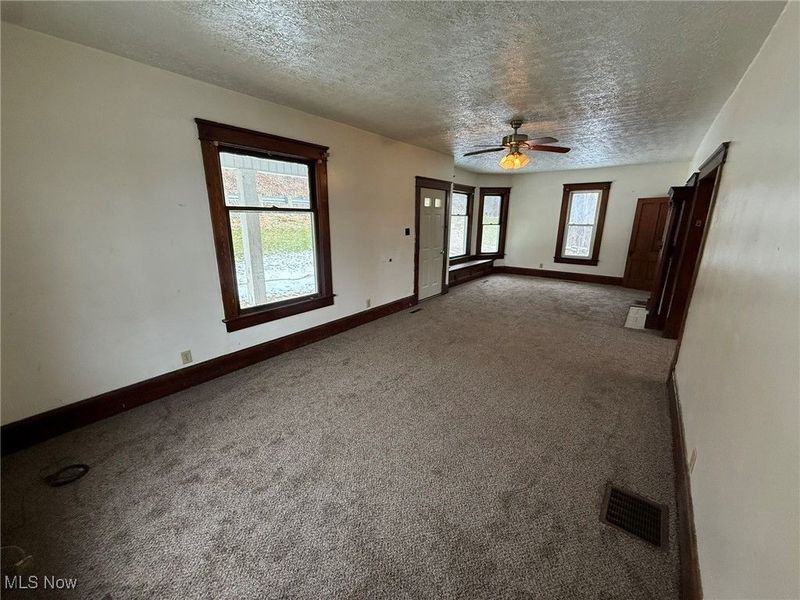 8528 State Route 250 SE, Dennison, OH 44621 Photo 3