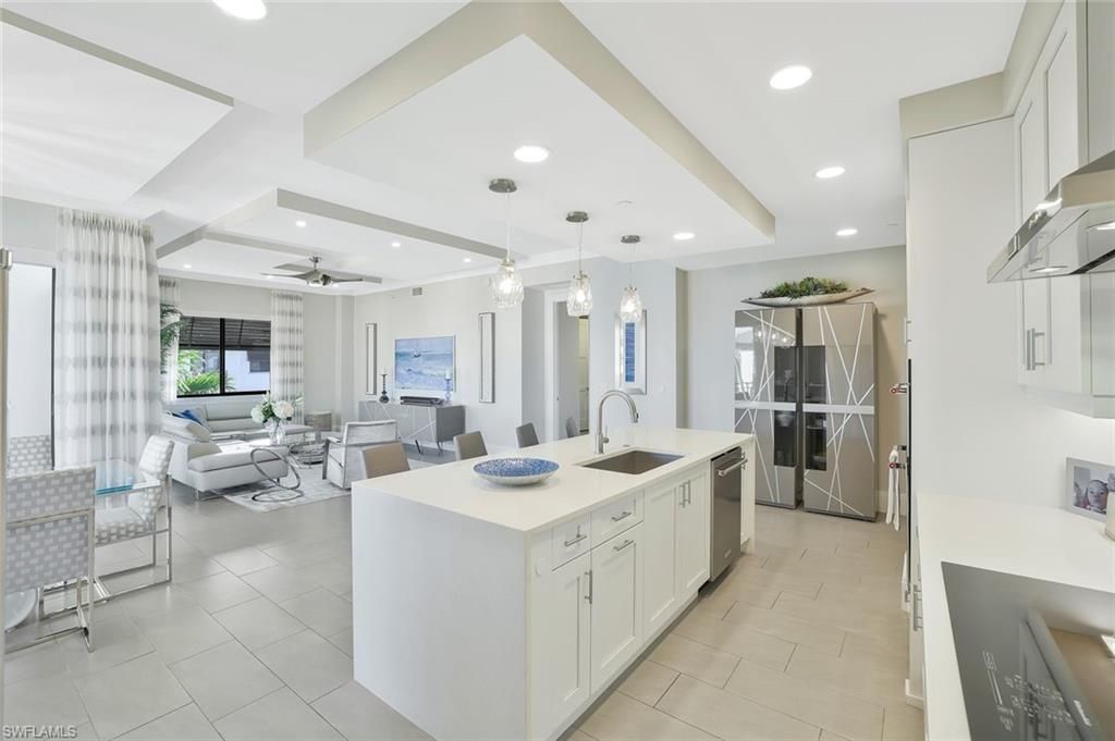 1035 3rd Ave S, Unit 402, Naples, FL 34102 Photo