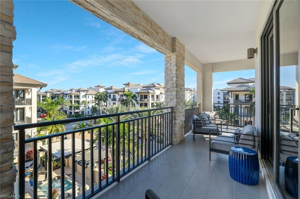 1035 3rd Ave S, Unit 402, Naples, FL 34102 Photo