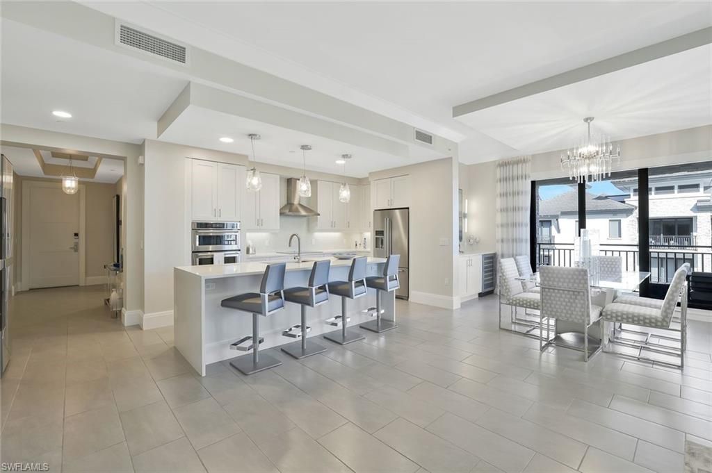 1035 3rd Ave S, Unit 402, Naples, FL 34102 Photo