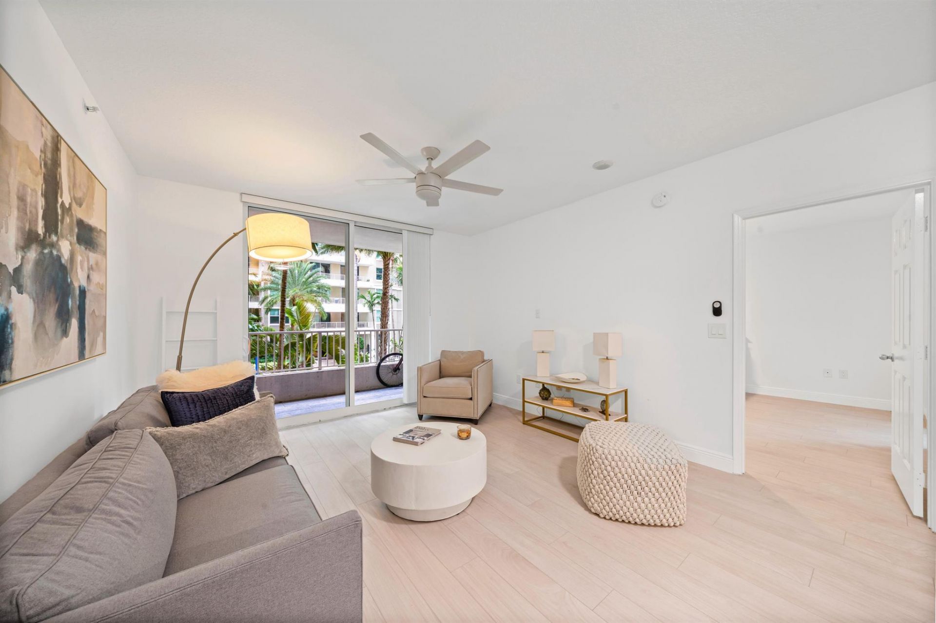 625 Casa Loma Boulevard, Unit 207, Boynton Beach, FL 33435 Photo