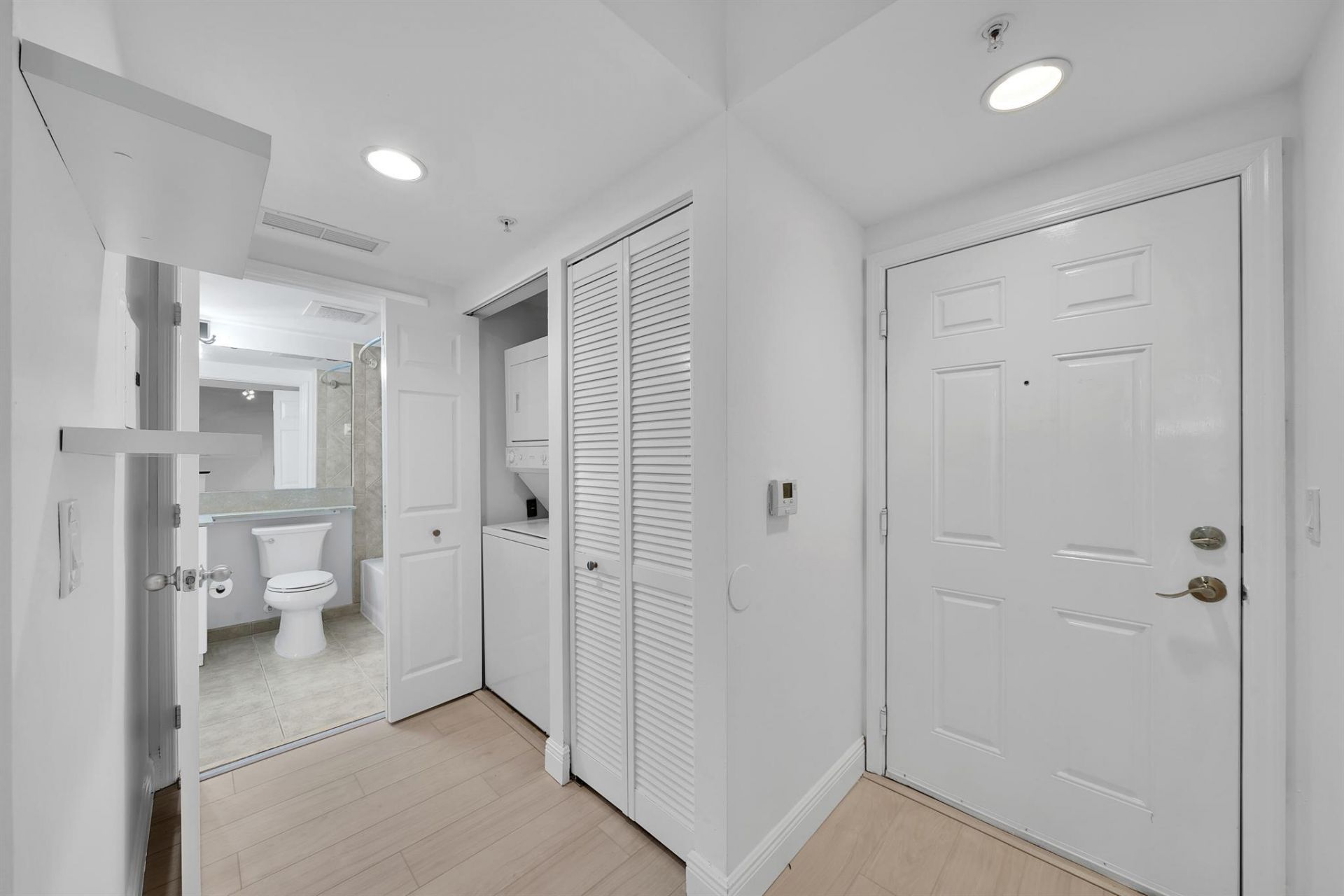 625 Casa Loma Boulevard, Unit 207, Boynton Beach, FL 33435 Photo