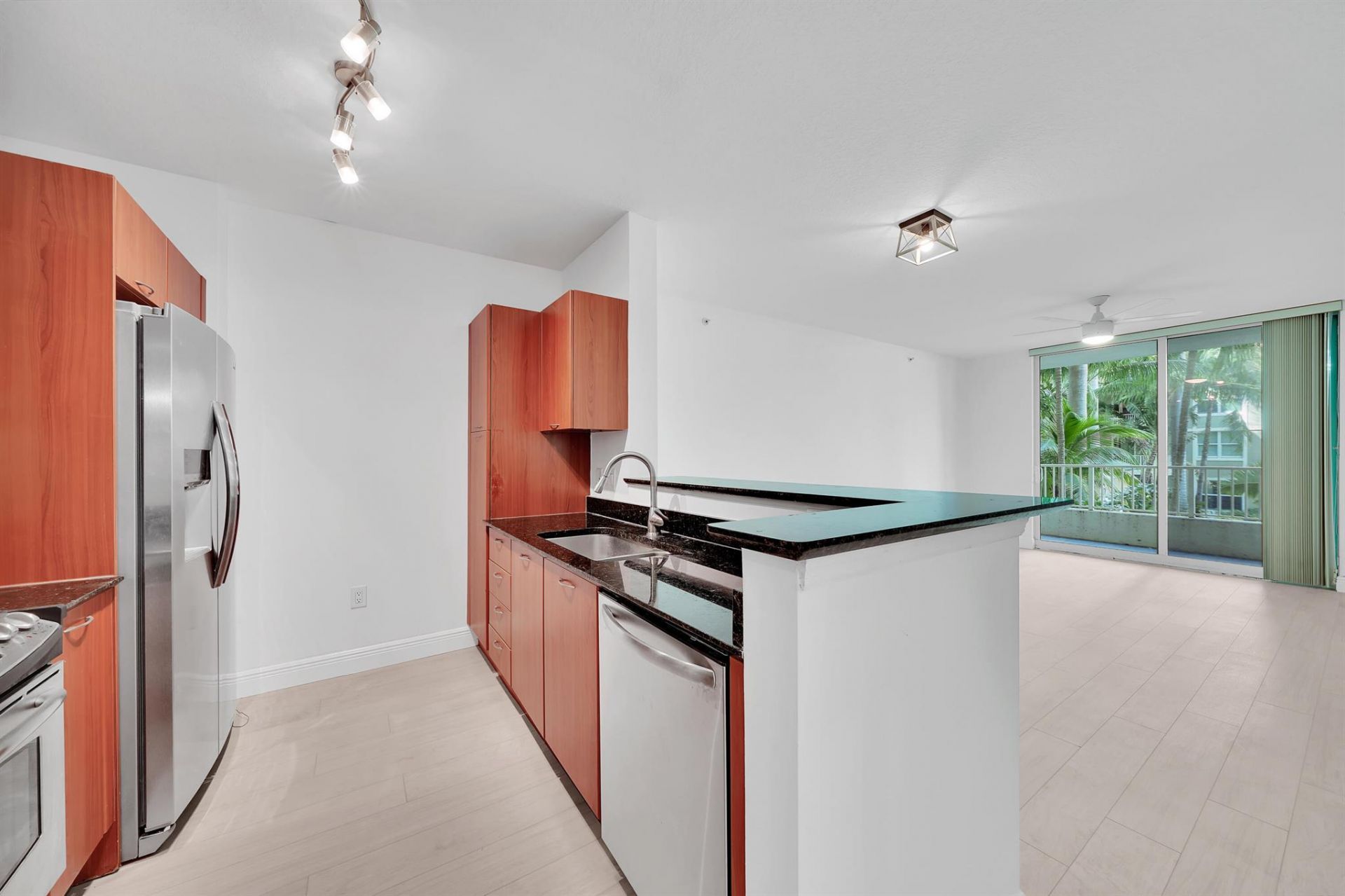 625 Casa Loma Boulevard, Unit 207, Boynton Beach, FL 33435 Photo