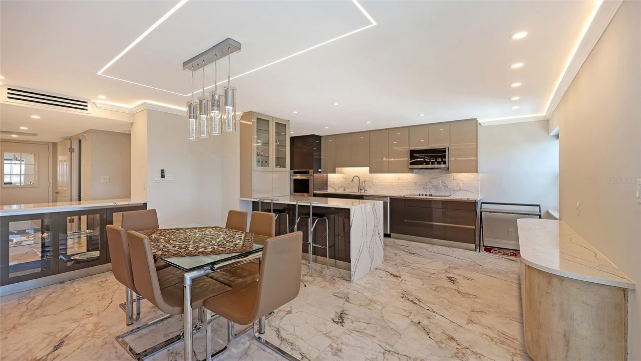 1750 Benjamin Franklin Drive, Unit 9F, Sarasota, FL 34236 Photo