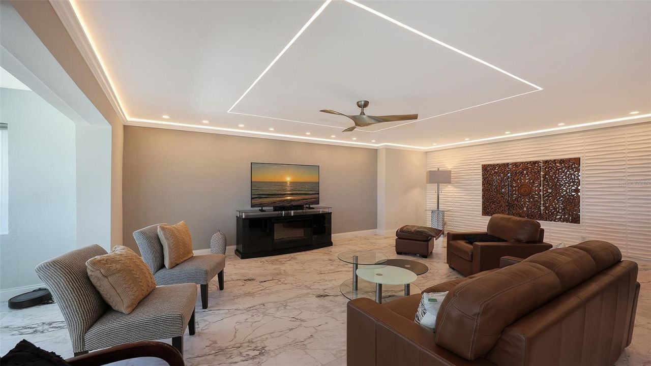 1750 Benjamin Franklin Drive, Unit 9F, Sarasota, FL 34236 Photo