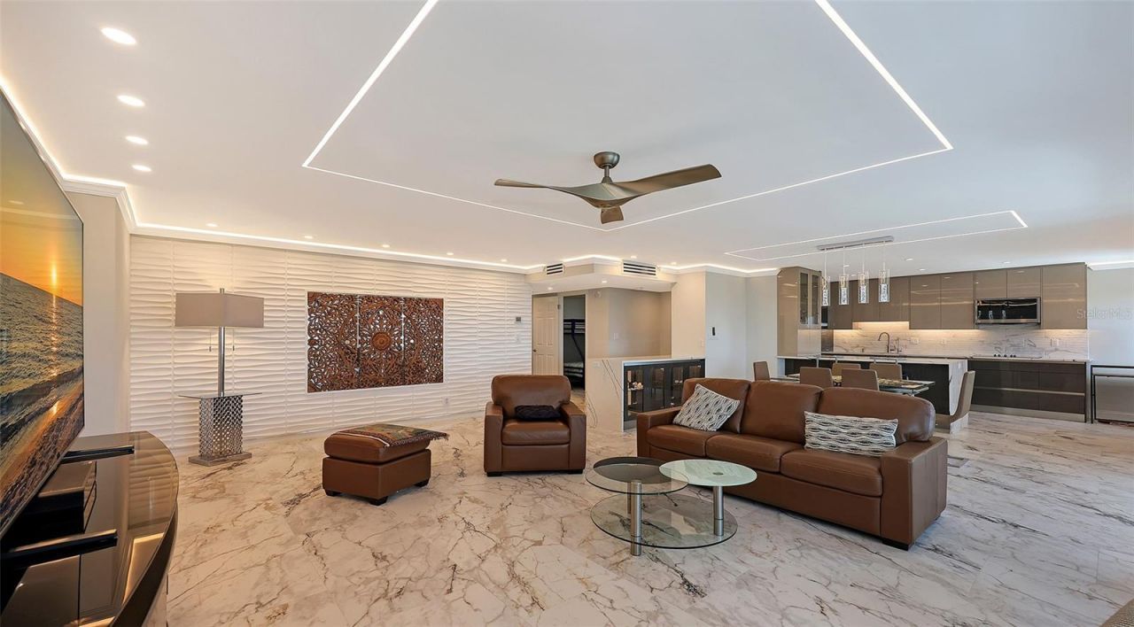 1750 Benjamin Franklin Drive, Unit 9F, Sarasota, FL 34236 Photo