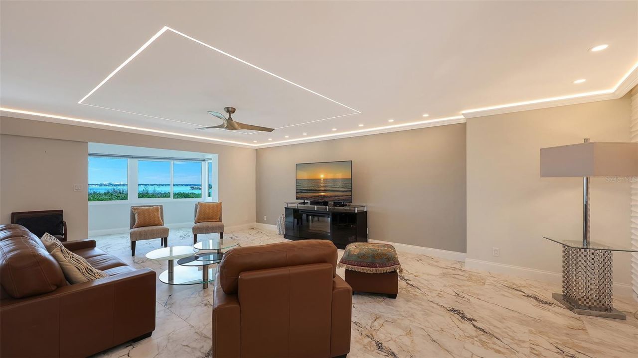 1750 Benjamin Franklin Drive, Unit 9F, Sarasota, FL 34236 Photo