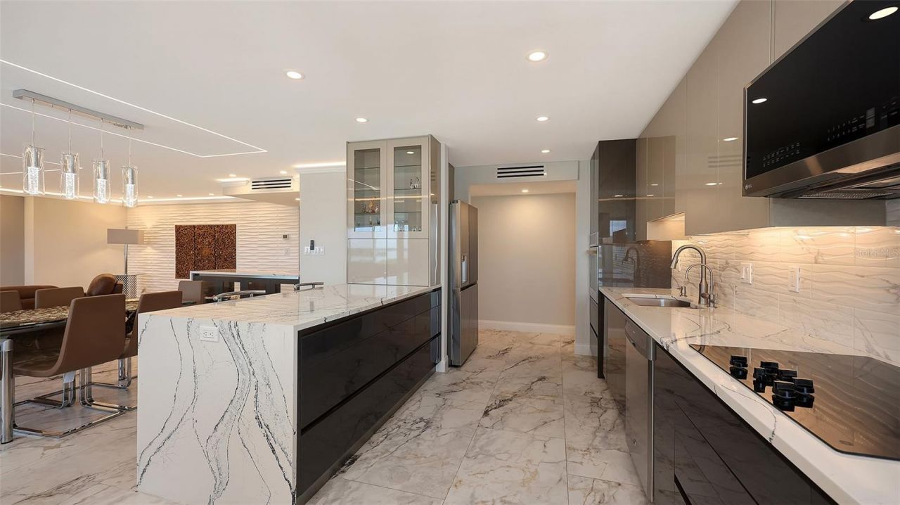 1750 Benjamin Franklin Drive, Unit 9F, Sarasota, FL 34236 Photo