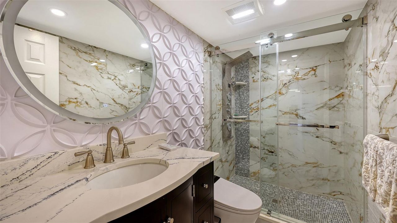 1750 Benjamin Franklin Drive, Unit 9F, Sarasota, FL 34236 Photo