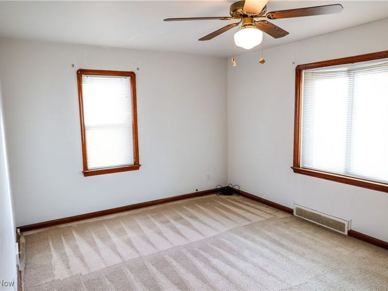 5979 Twin Lakes Drive, Parma, OH 44129 Photo 15