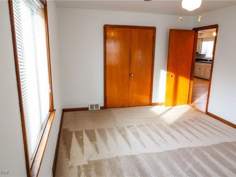 5979 Twin Lakes Drive, Parma, OH 44129 Photo 17