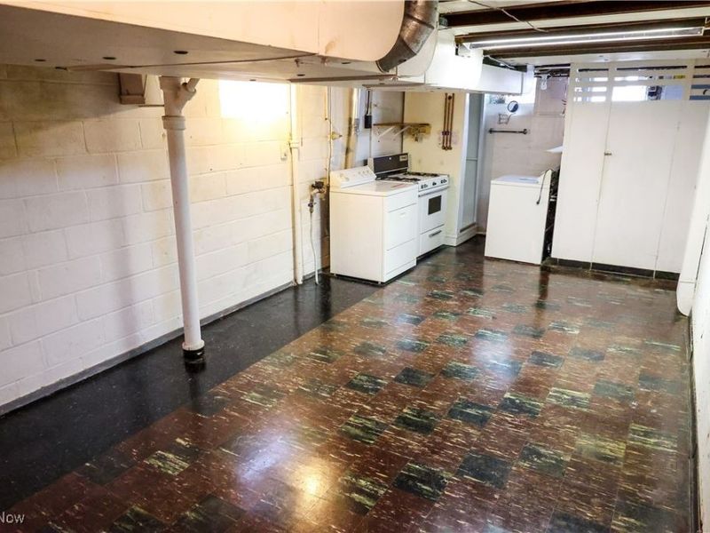 5979 Twin Lakes Drive, Parma, OH 44129 Photo 22