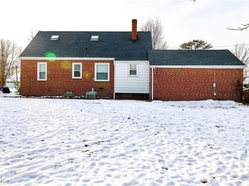 5979 Twin Lakes Drive, Parma, OH 44129 Photo 34