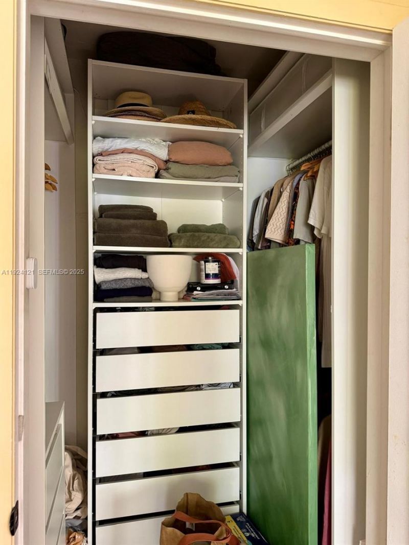 1127 Meridian Ave, Unit 8-1127, Miami Beach, FL 33139 Photo