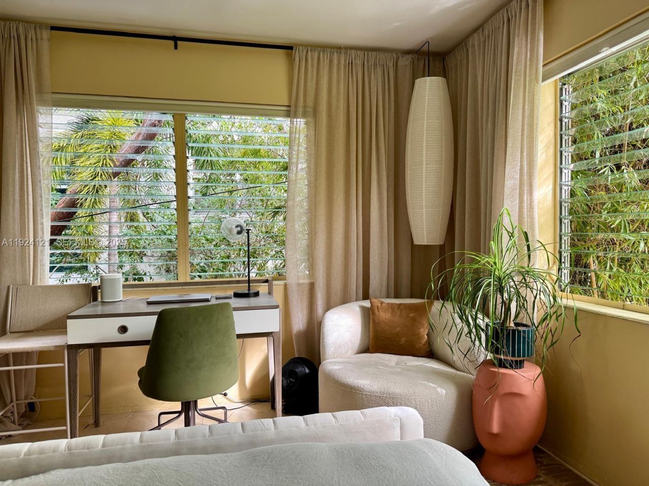 1127 Meridian Ave, Unit 8-1127, Miami Beach, FL 33139 Photo