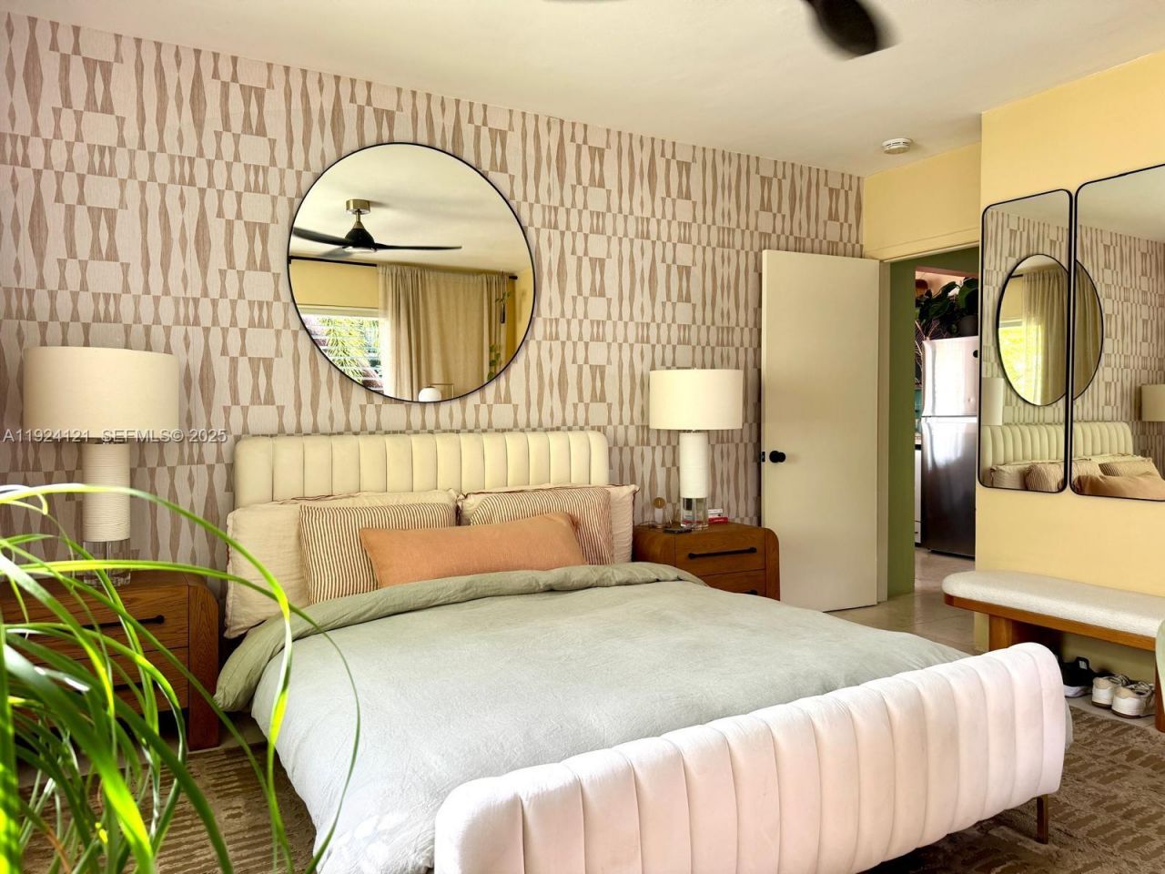 1127 Meridian Ave, Unit 8-1127, Miami Beach, FL 33139 Photo