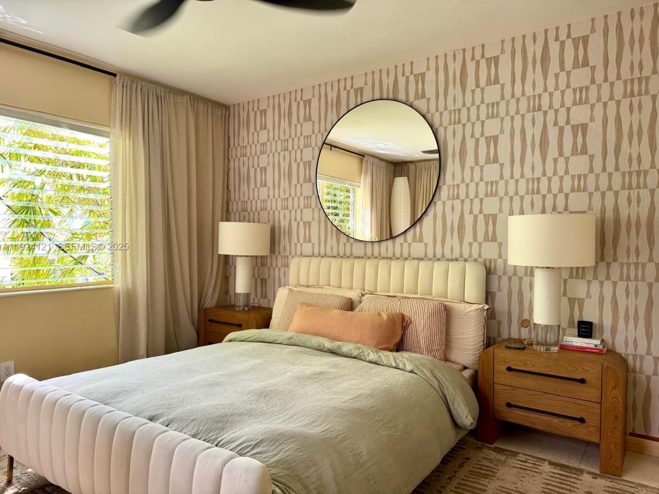 1127 Meridian Ave, Unit 8-1127, Miami Beach, FL 33139 Photo