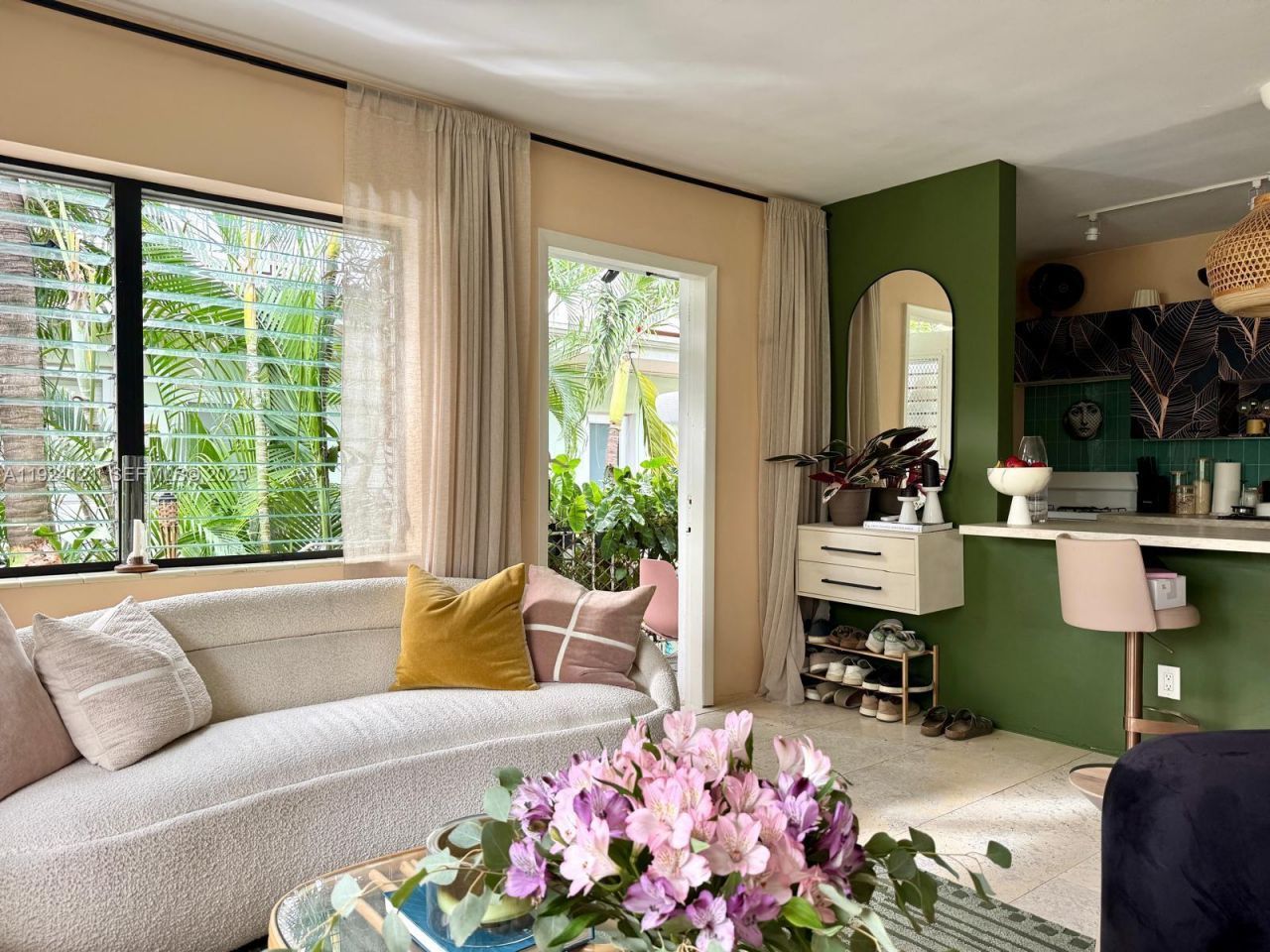 1127 Meridian Ave, Unit 8-1127, Miami Beach, FL 33139 Photo