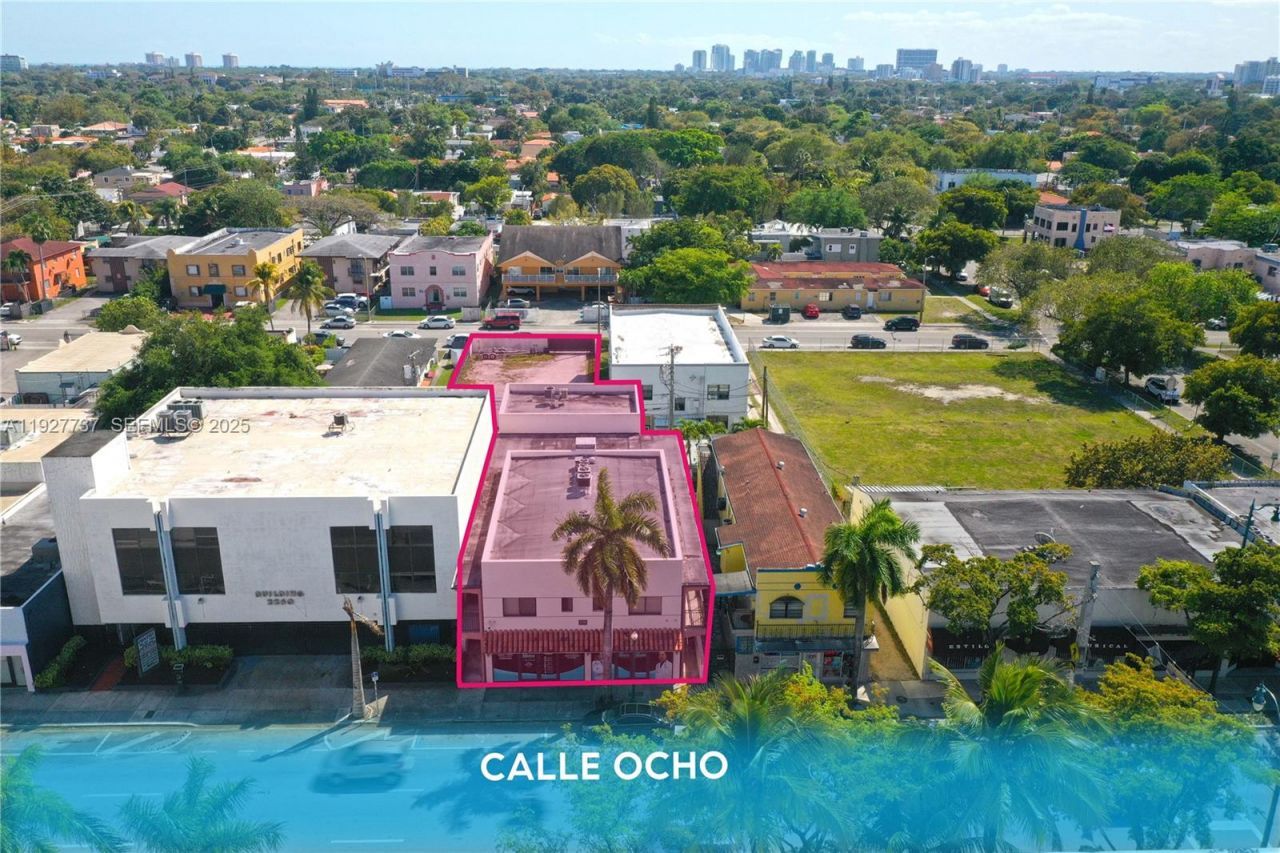 2268 SW 8th St, Miami, FL 33135 Photo