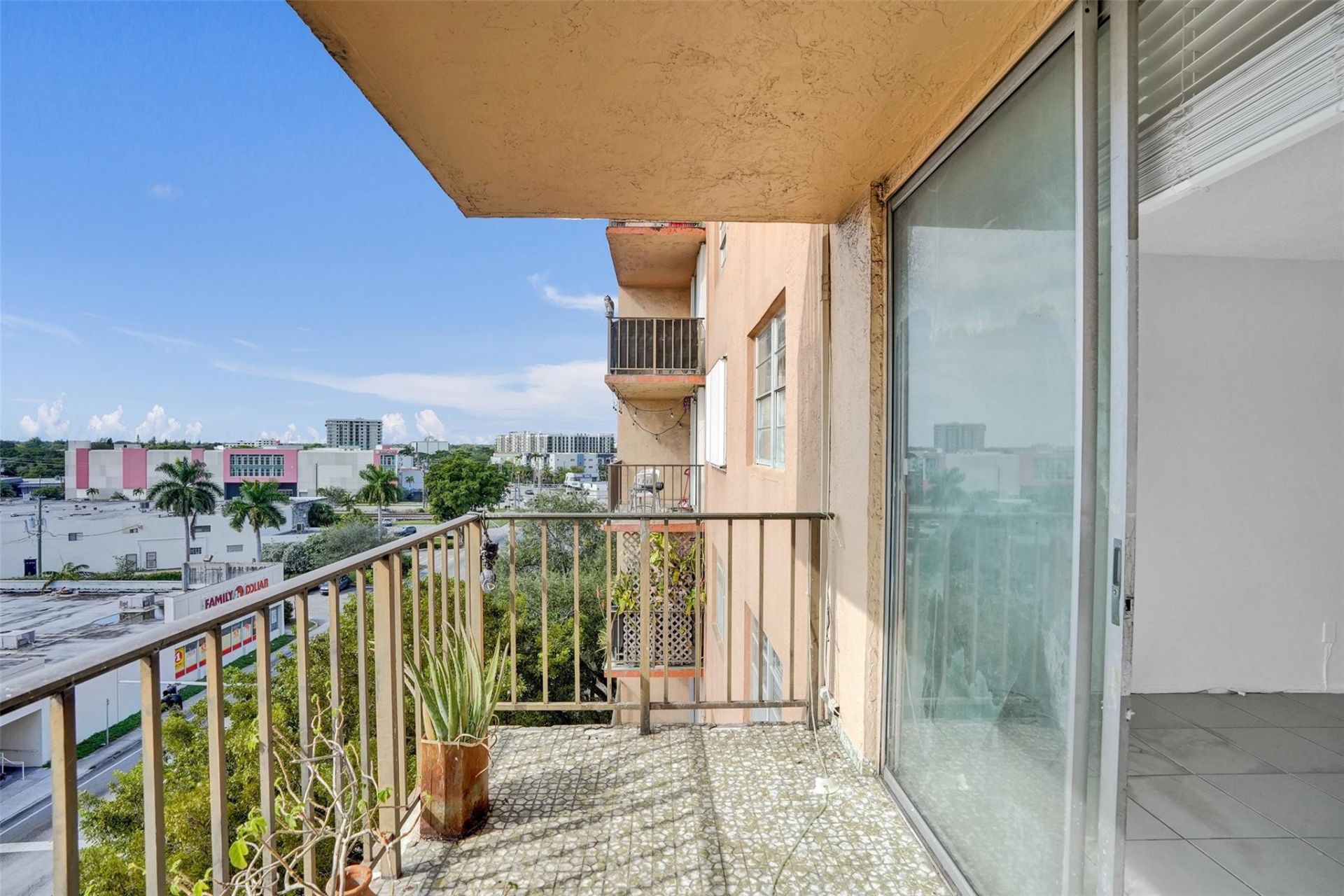 1465 NE 123rd St, Unit 714, North Miami, FL 33161 Photo