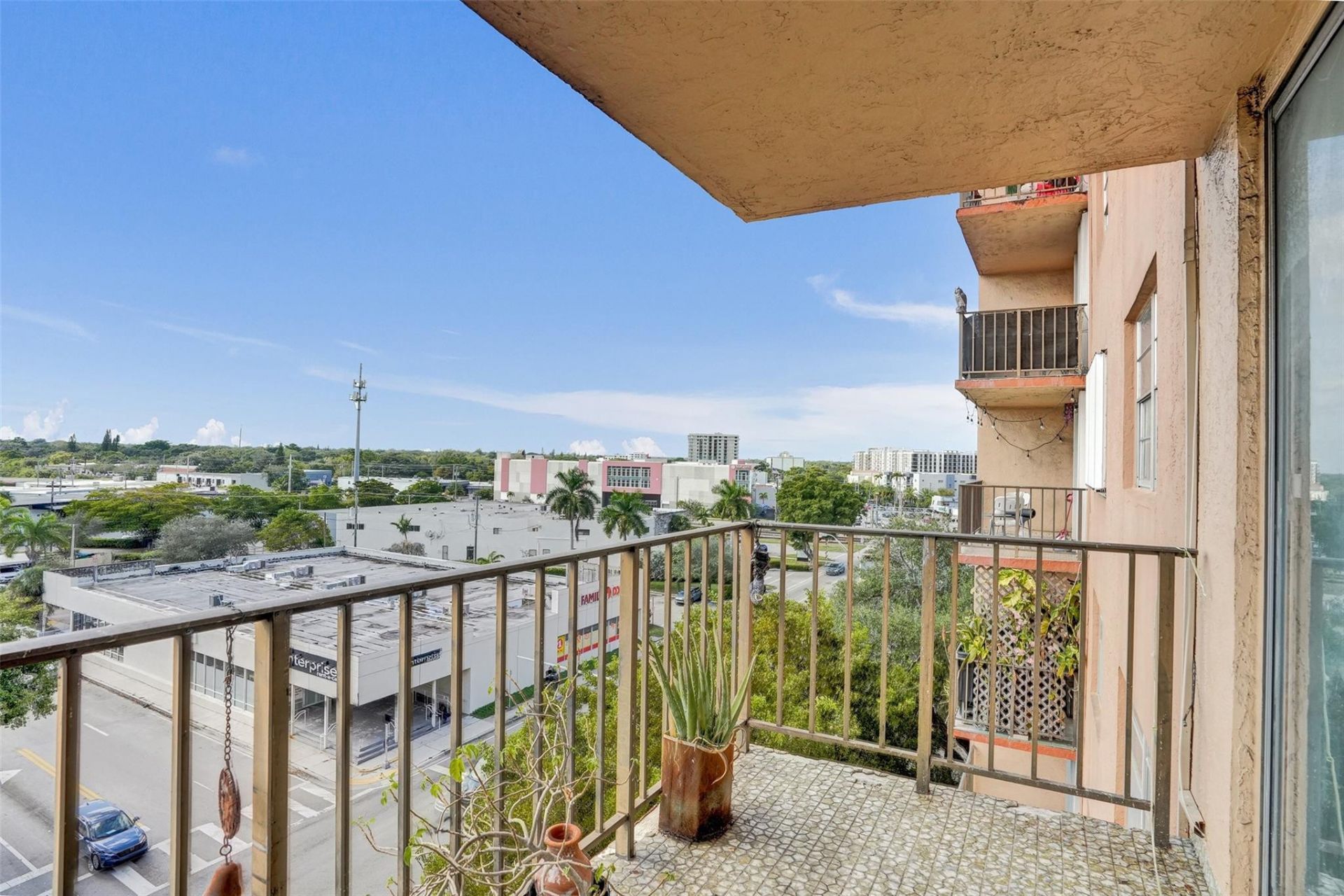 1465 NE 123rd St, Unit 714, North Miami, FL 33161 Photo