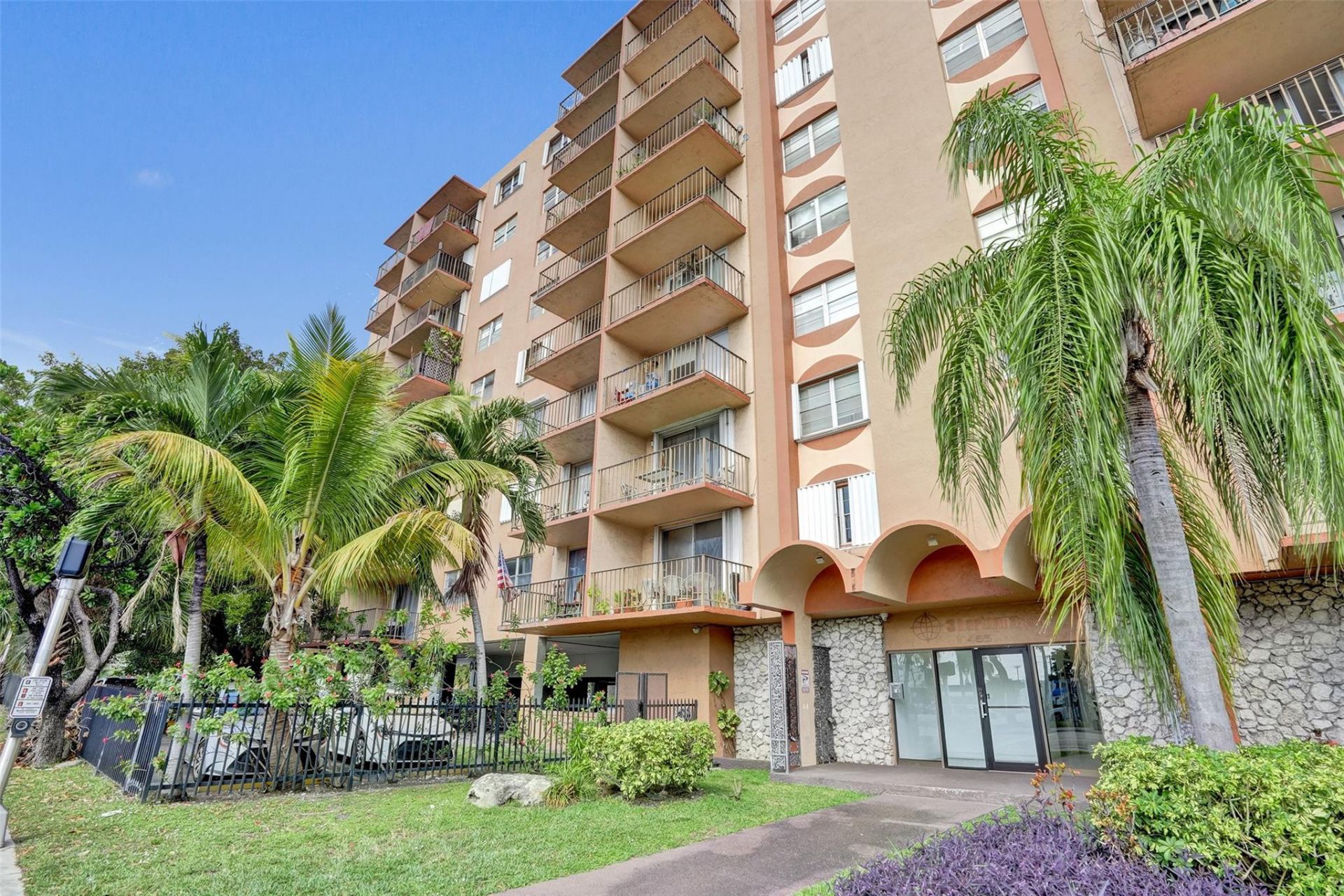 1465 NE 123rd St, Unit 714, North Miami, FL 33161 Photo