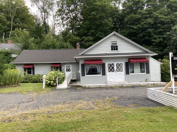 1595 Hartford New London, Montville, CT 06370