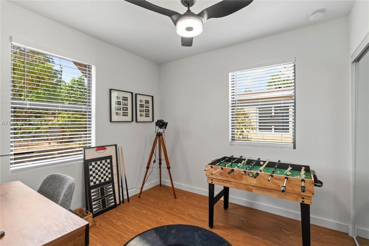 220 NW 134th St, North Miami, FL 33168 Photo