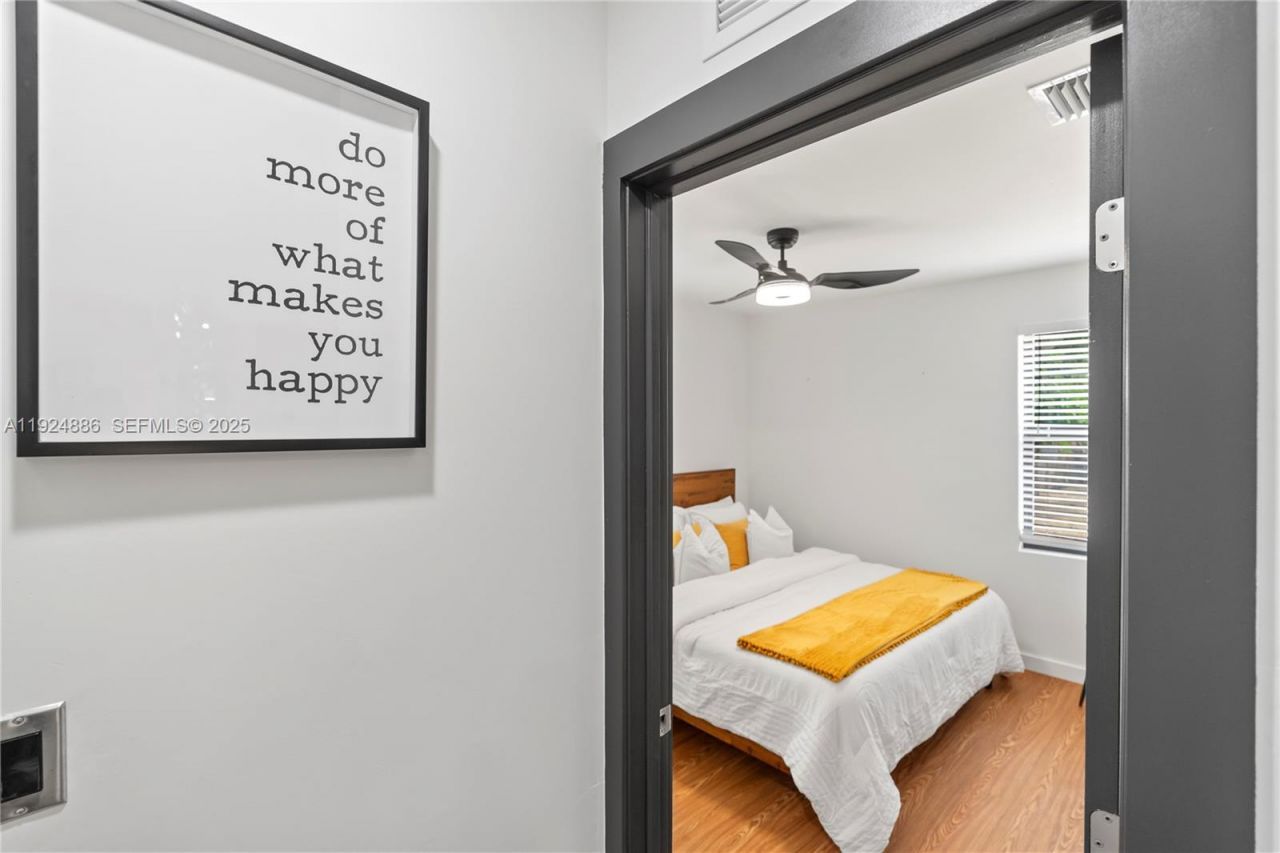 220 NW 134th St, North Miami, FL 33168 Photo