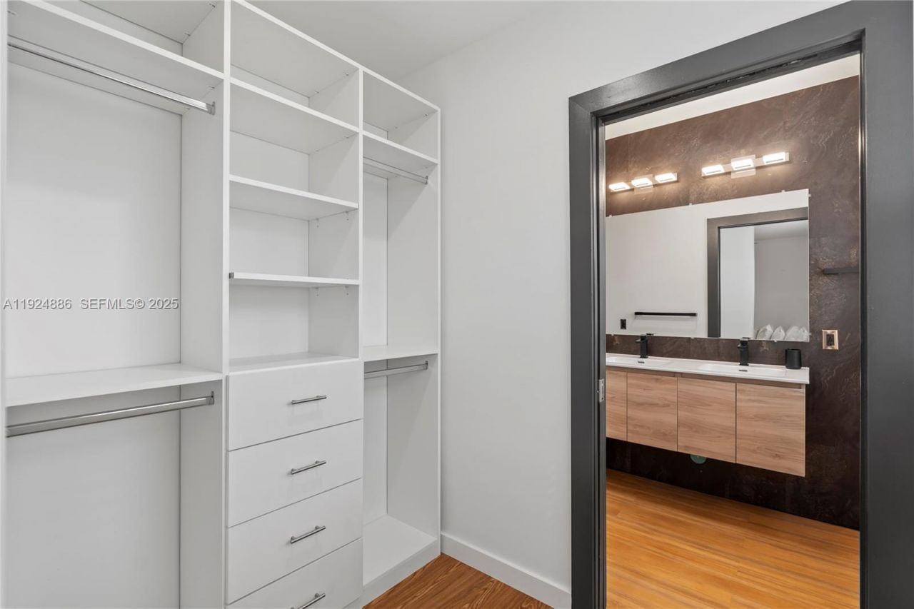 220 NW 134th St, North Miami, FL 33168 Photo