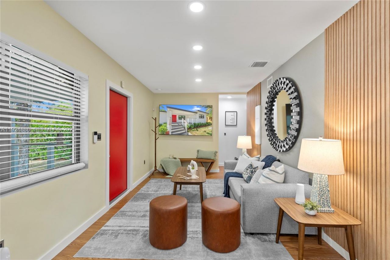 220 NW 134th St, North Miami, FL 33168 Photo