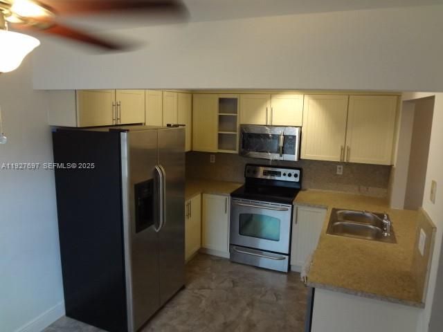 452 NE 210th Circle Ter, Unit 2037, Miami, FL 33179 Photo