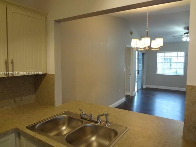 452 NE 210th Circle Ter, Unit 2037, Miami, FL 33179 Photo