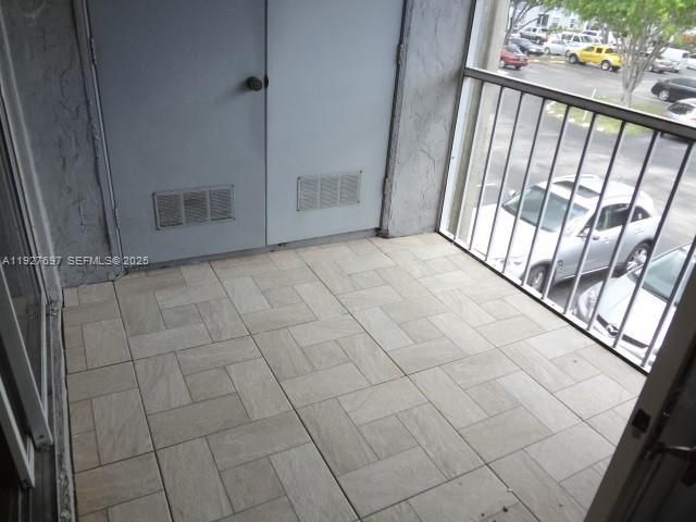 452 NE 210th Circle Ter, Unit 2037, Miami, FL 33179 Photo