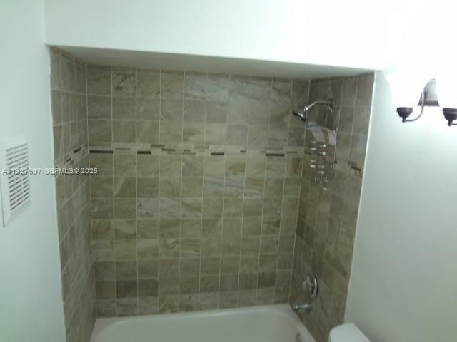 452 NE 210th Circle Ter, Unit 2037, Miami, FL 33179 Photo