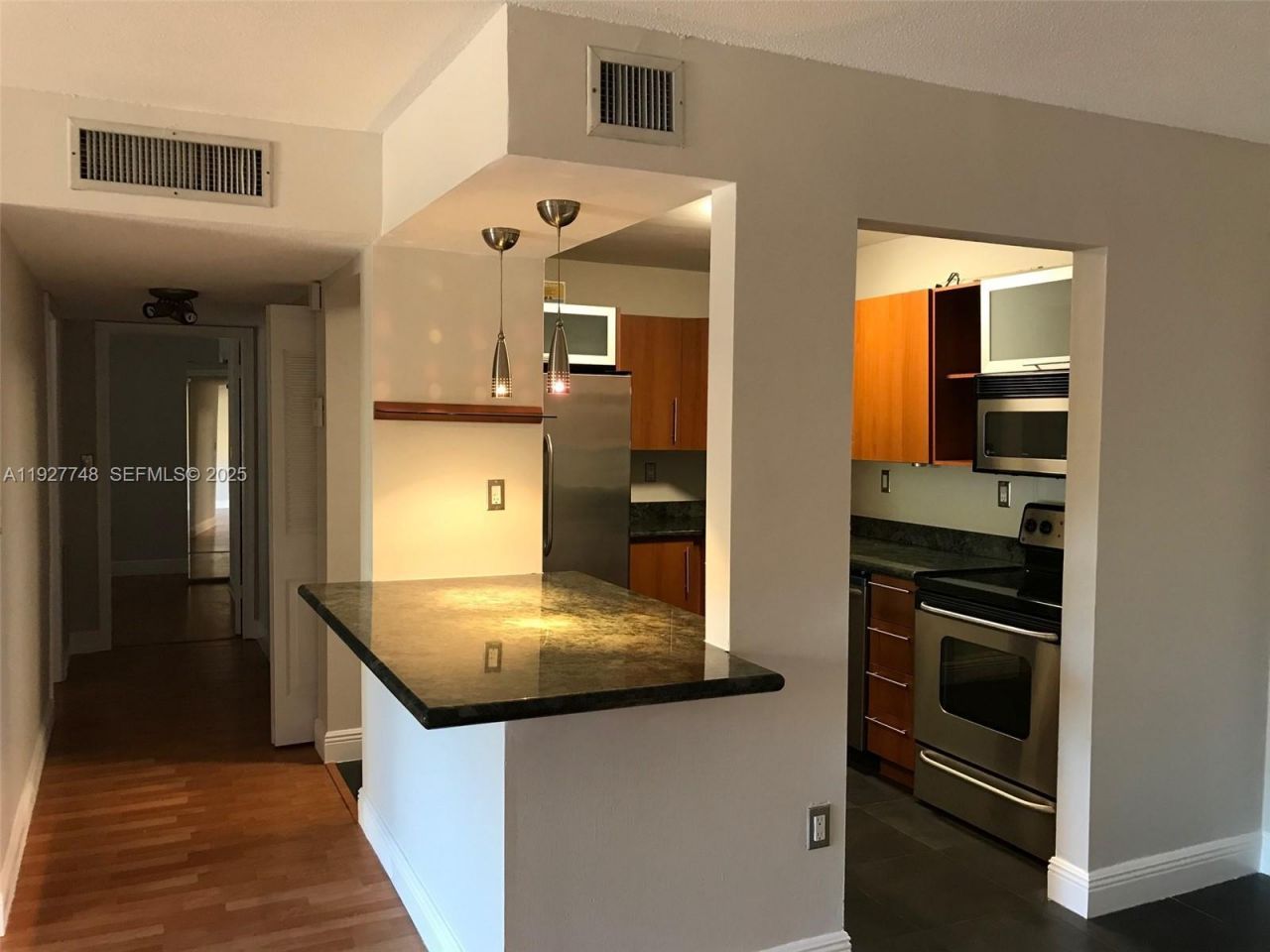 10431 N Kendall Dr, Unit D106, Miami, FL 33176 Photo