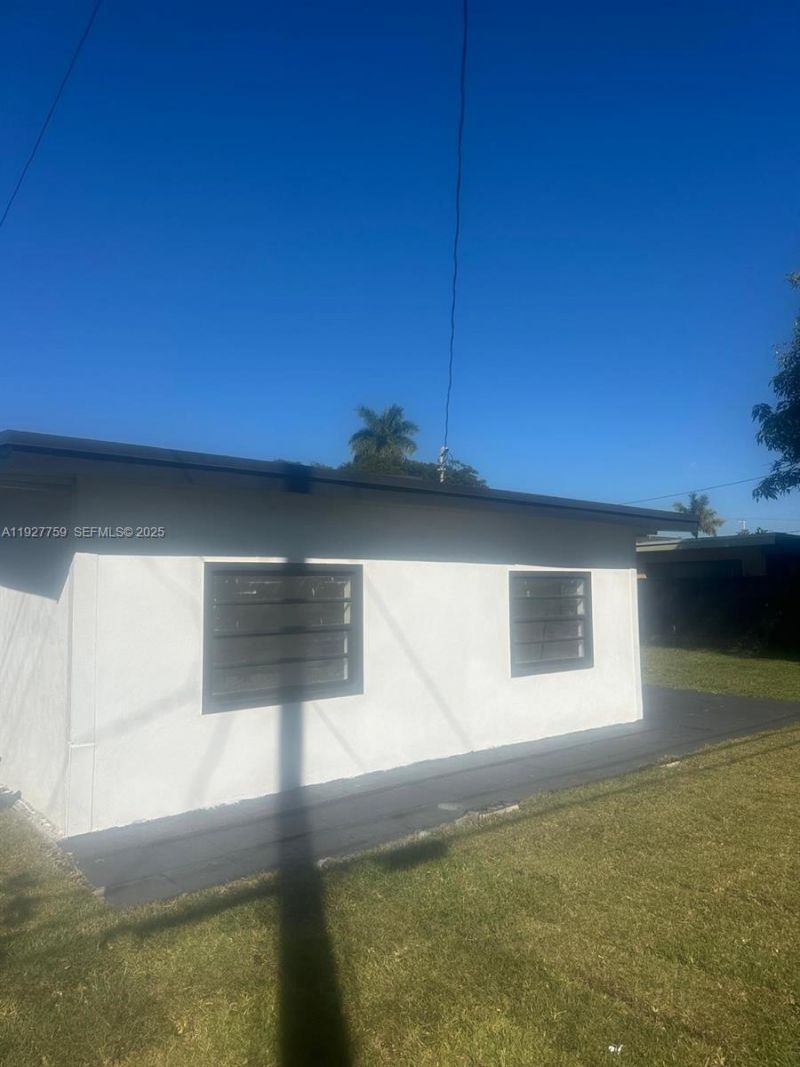 6750 Allen St, Hollywood, FL 33024 Photo