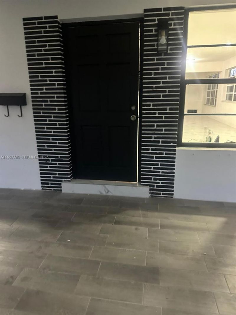 6750 Allen St, Hollywood, FL 33024 Photo