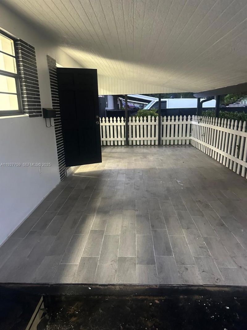 6750 Allen St, Hollywood, FL 33024 Photo