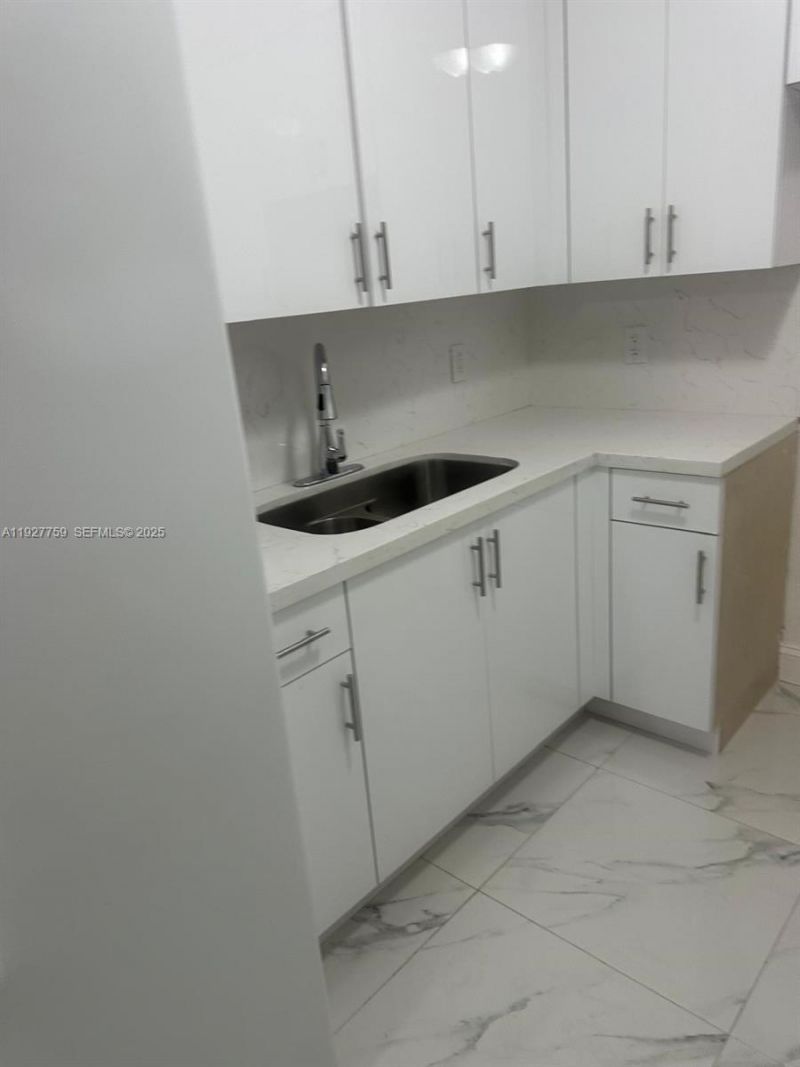 6750 Allen St, Hollywood, FL 33024 Photo