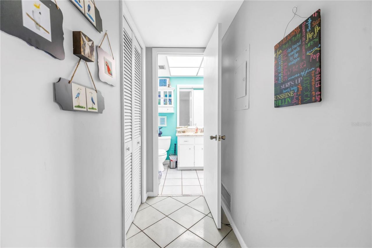 5020 Brittany Drive S, Unit 124, Saint Petersburg, FL 33715 Photo