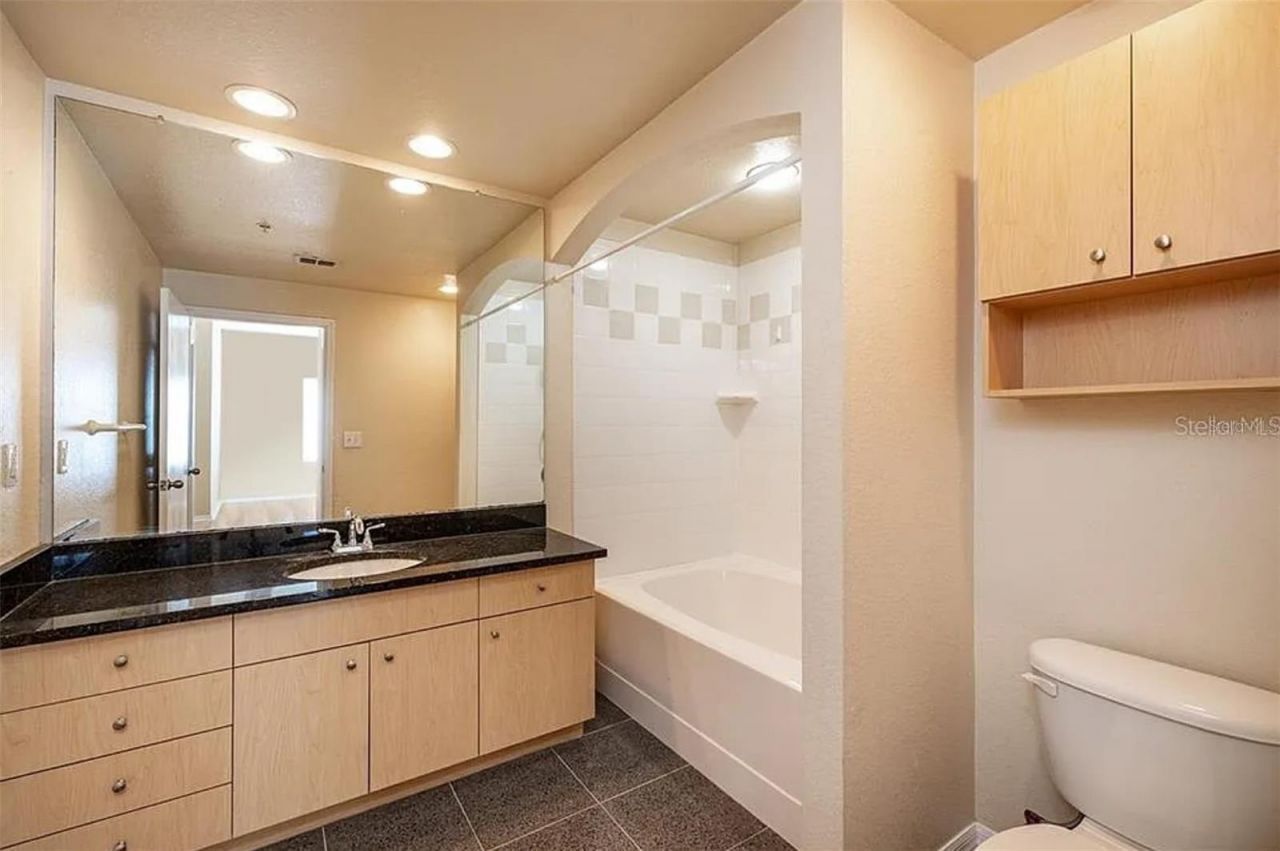 200 4th Avenue S, Unit 302, Saint Petersburg, FL 33701 Photo