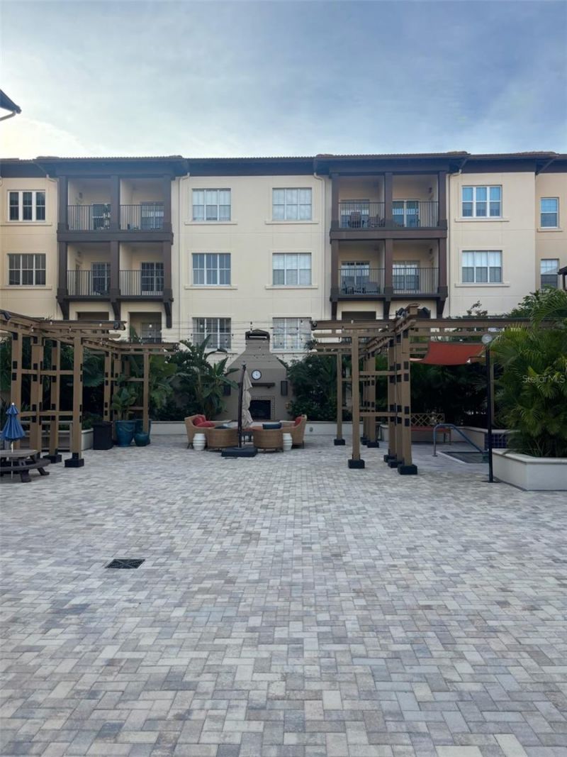 200 4th Avenue S, Unit 302, Saint Petersburg, FL 33701 Photo