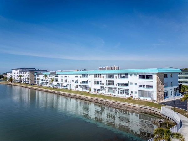 5940 30TH AVENUE S, Unit 209, GULFPORT, FL 33707