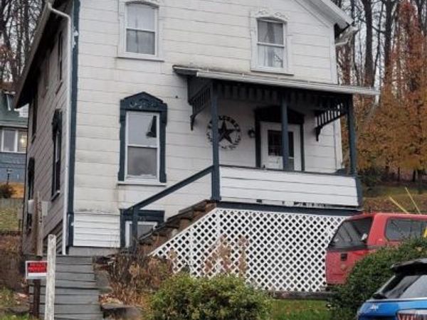 1320 CAMERON AVENUE, TYRONE, PA 16686